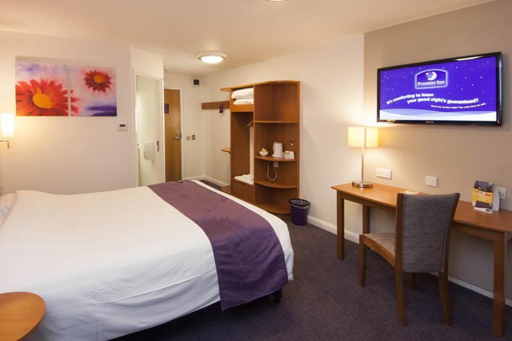 Premier Inn Castleford - Xscape, M62, Jct 32 エクステリア 写真